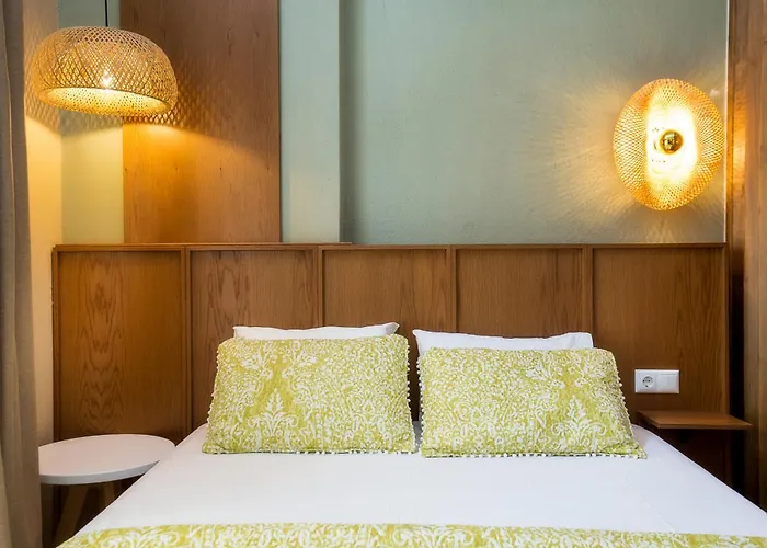 Venice Deluxe * Pefkari