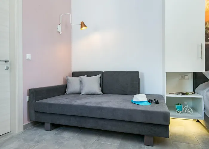 Venice Deluxe Apartamento Pefkari