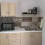 Venice Deluxe Apartamento Pefkari