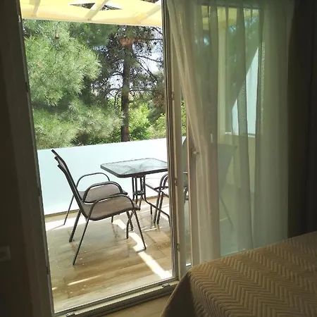 Venice Deluxe Pefkari