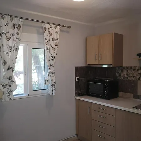 Venice Deluxe * Pefkari