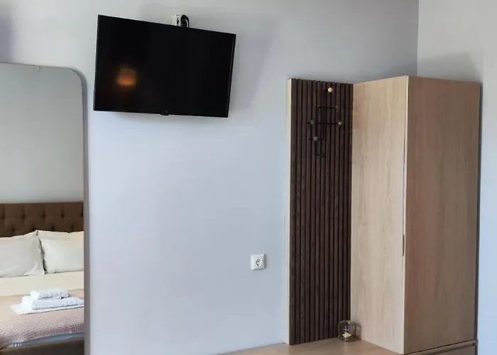 Venice Deluxe Апартаменты Пефкари