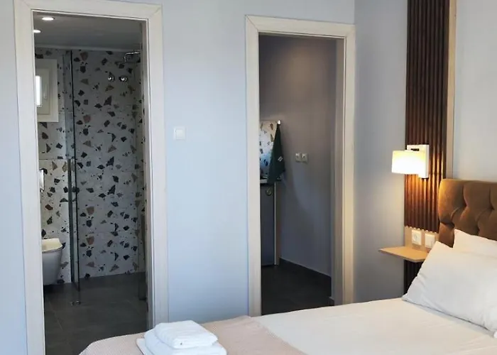 Venice Deluxe Пефкари